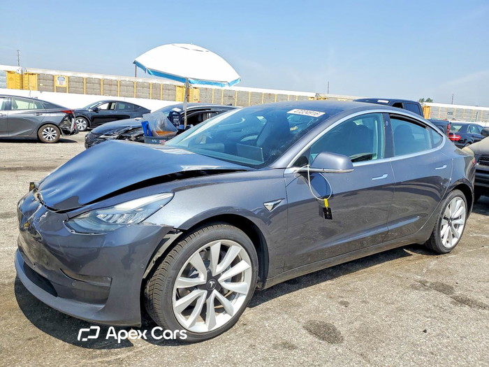 2018 Tesla Model 3 - Zdjęcie 1 z 5