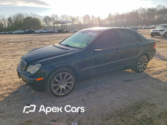 Mercedes-Benz C-klasse 2002 - Image 1 of 13