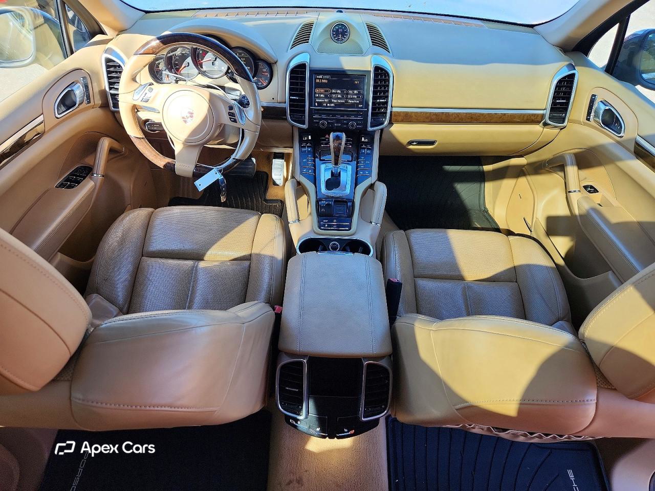 Porsche Cayenne 2012