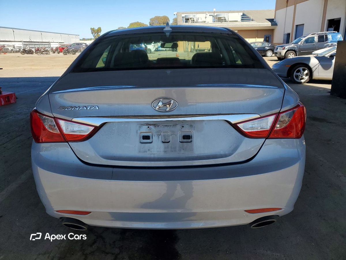 Hyundai Sonata 2011