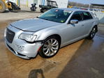 Chrysler 300 2019