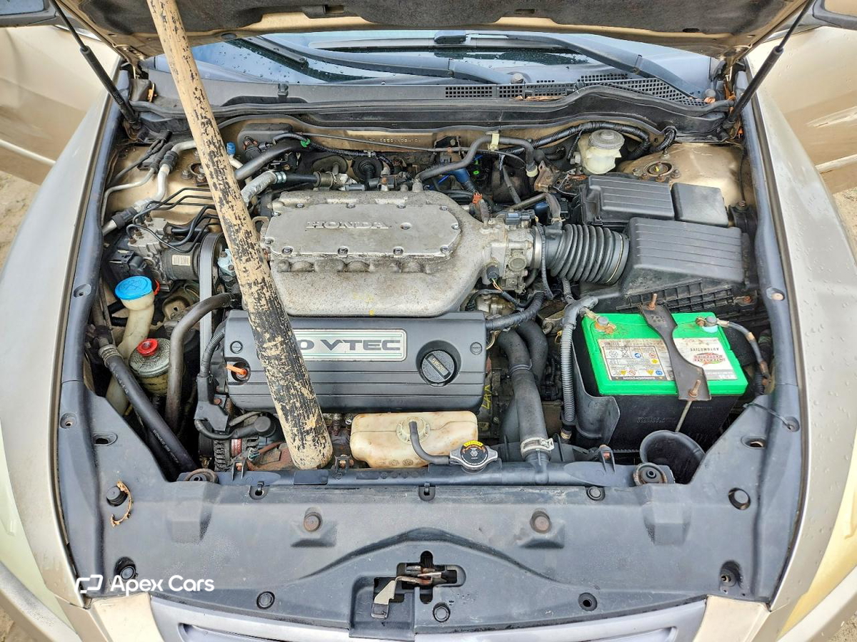 Honda Accord 2004