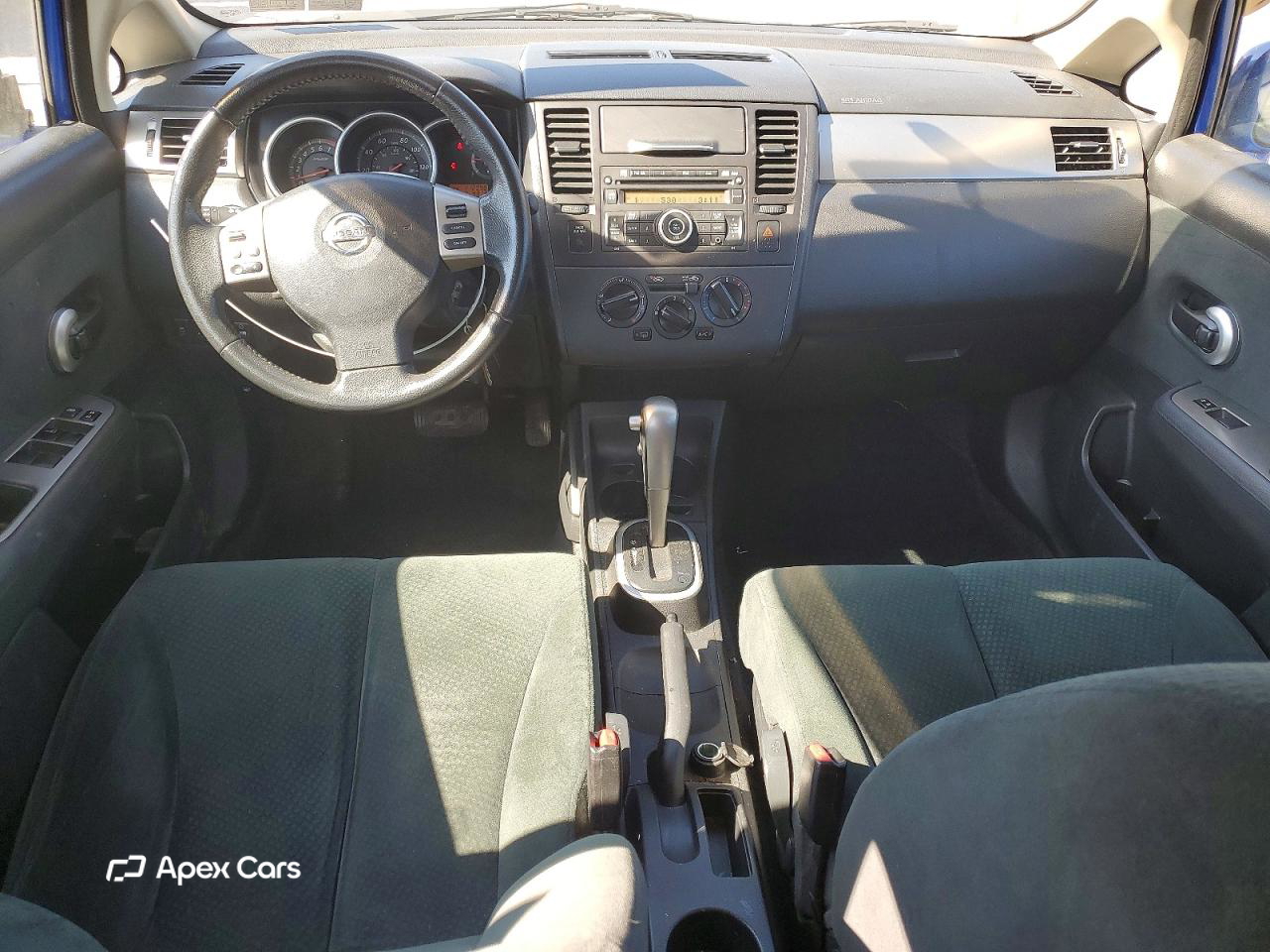 Nissan Versa 2012