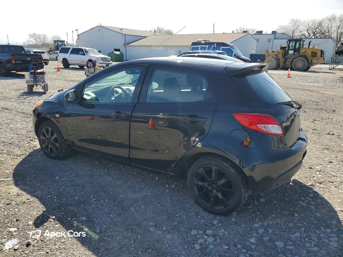 Mazda 2 2011