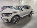 Volvo XC40 2025