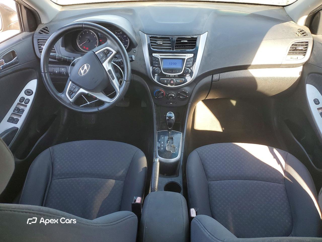 Hyundai Accent 2012
