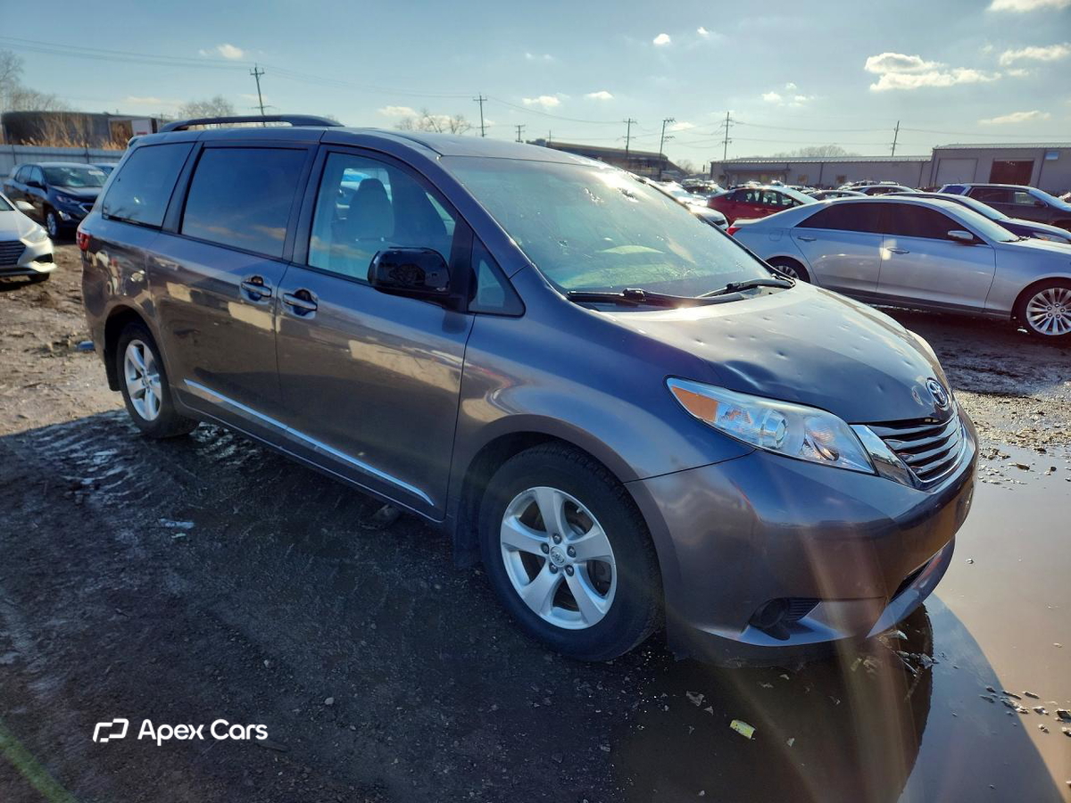 Toyota Sienna 2017