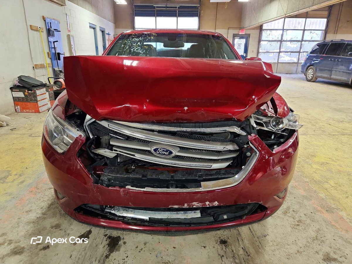 Ford Taurus 2015