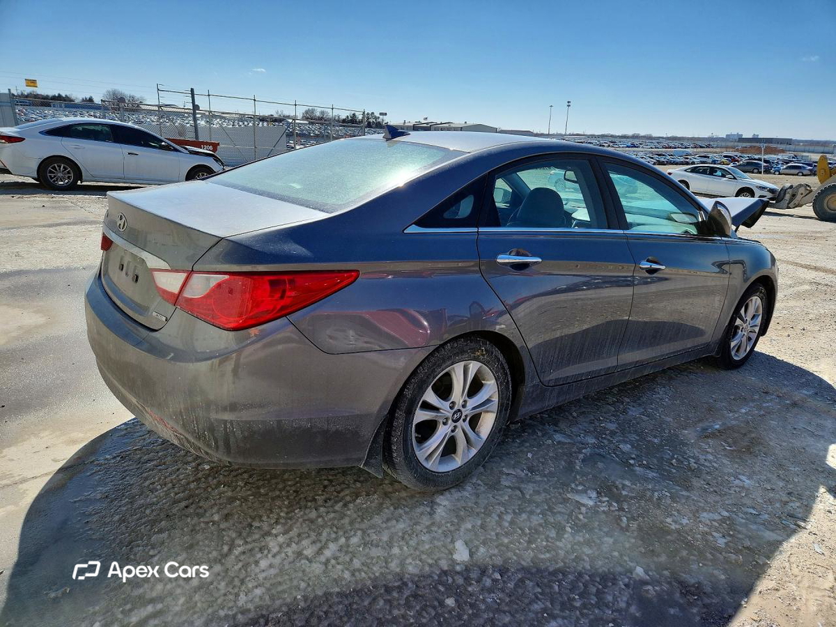 Hyundai Sonata 2013