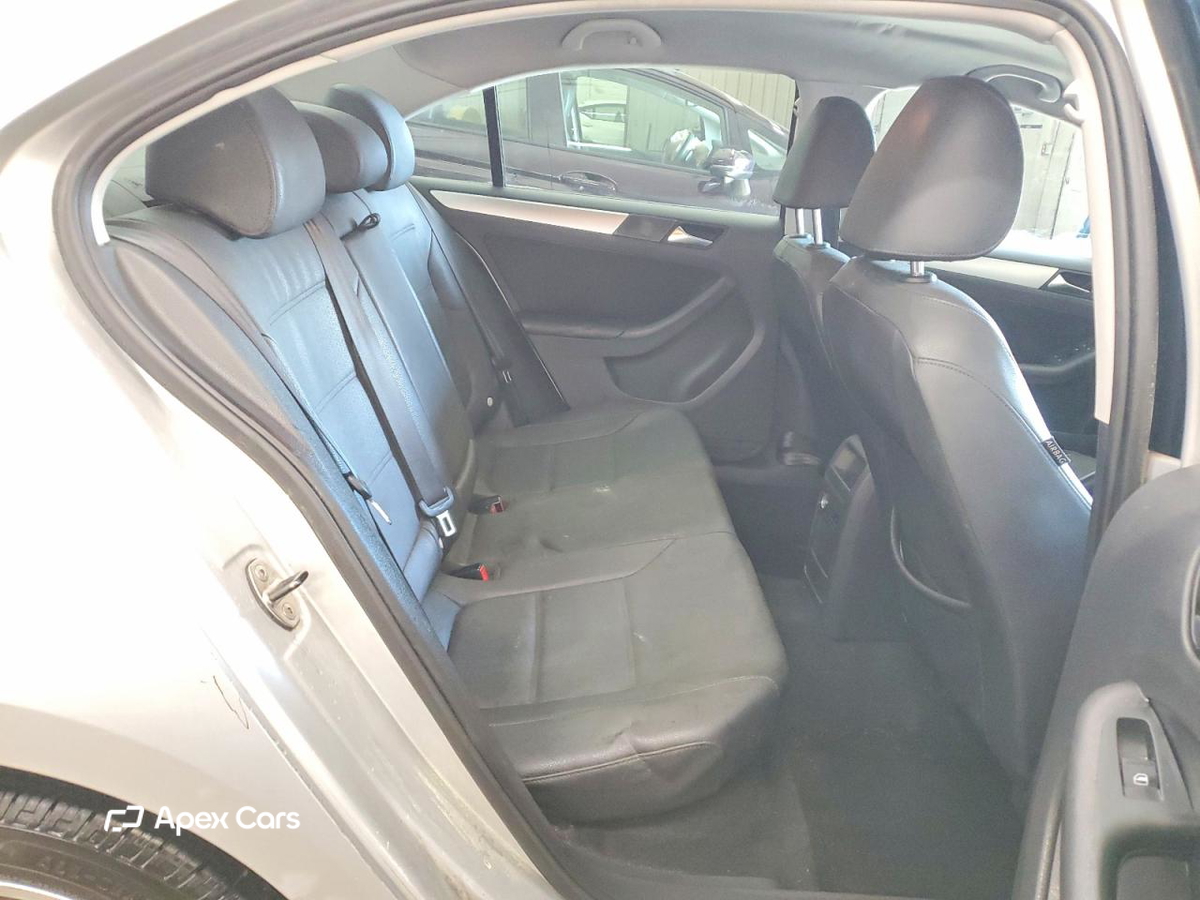 Volkswagen Jetta 2012