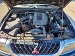 Mitsubishi Montero 2000