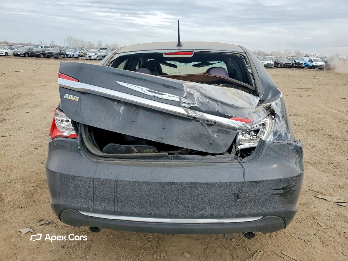 Chrysler 200 2013