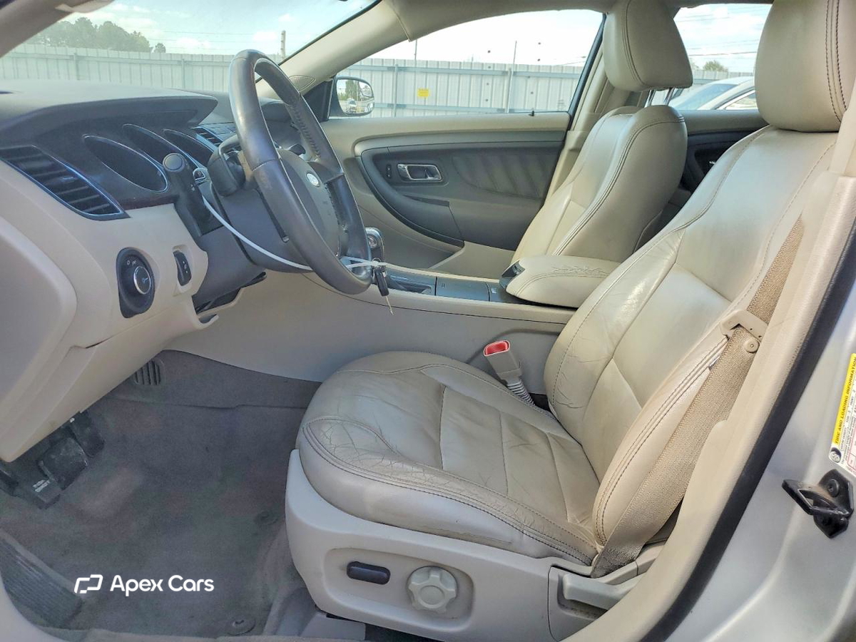 Ford Taurus 2012