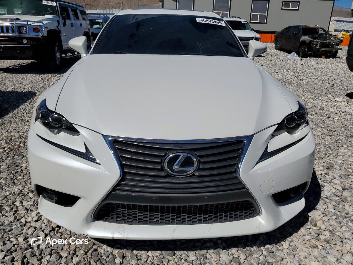 Lexus IS 2016