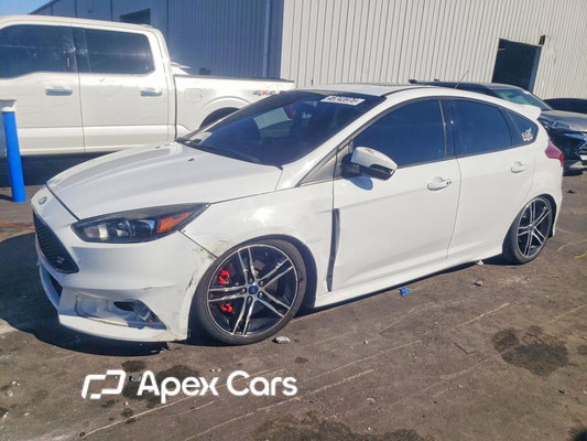 Ford Focus 2018 - Image 1 of 5