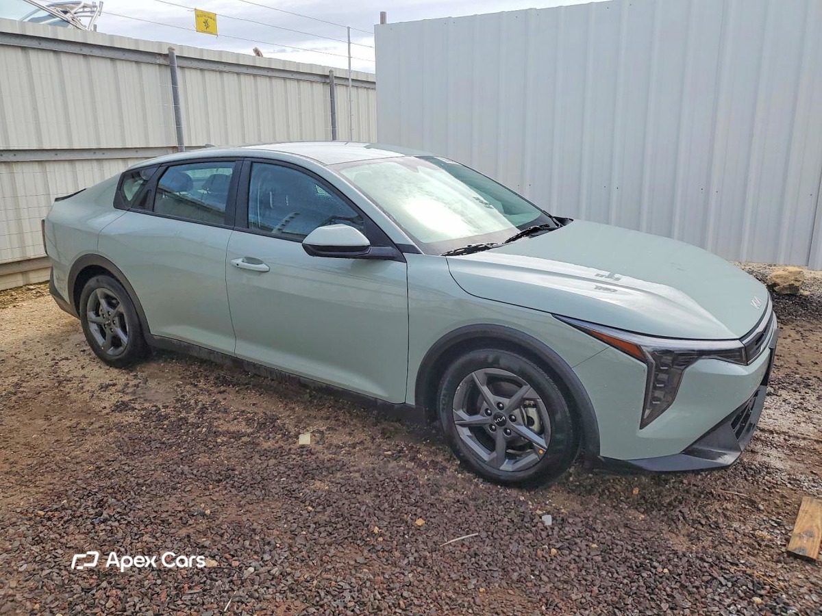 Kia K4 2025
