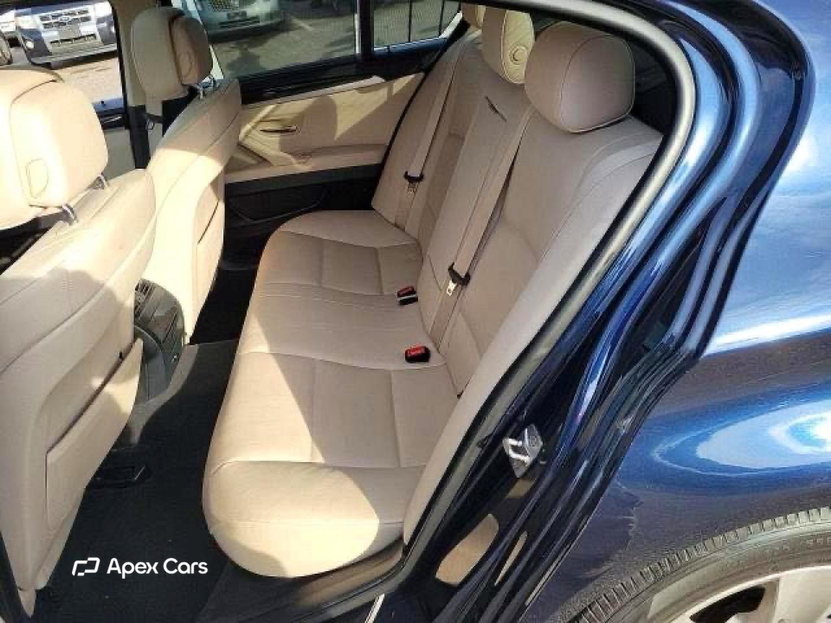 BMW Series 5 2011
