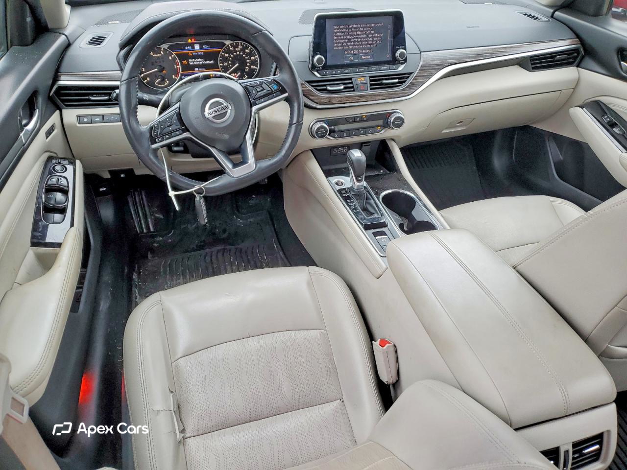 Nissan Altima 2020