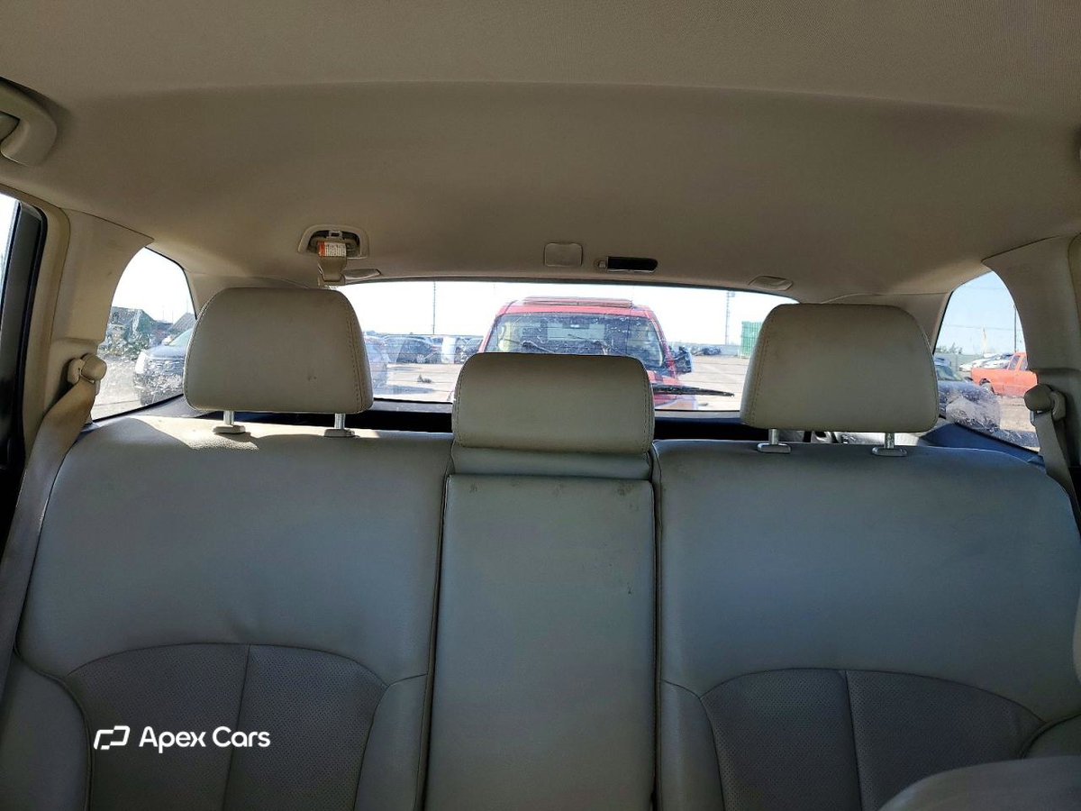 Subaru Outback 2012