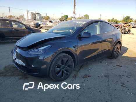 Tesla Model Y 2024 - Image 1 of 13