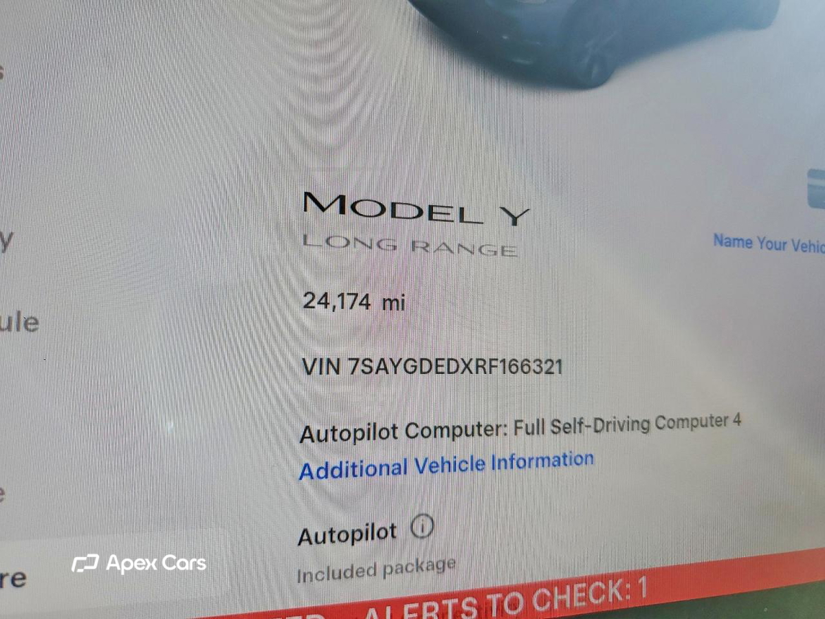 Tesla Model Y 2024