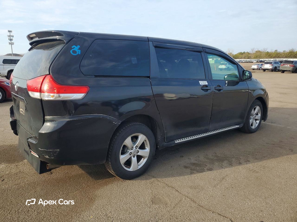 Toyota Sienna 2014
