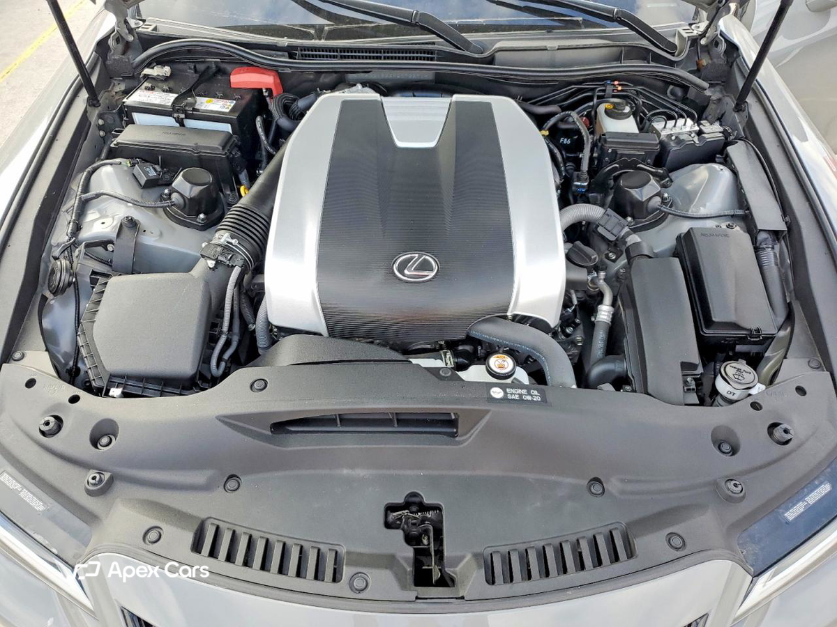 Lexus IS 2024