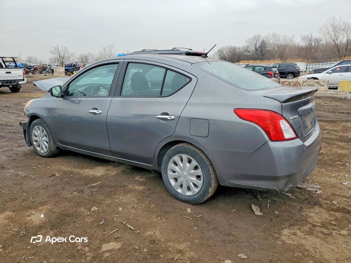 Nissan Versa 2016