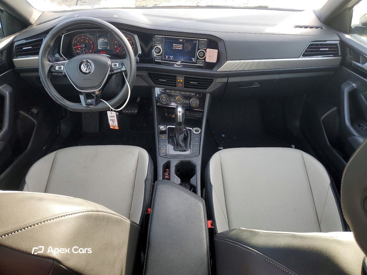 Volkswagen Jetta 2021