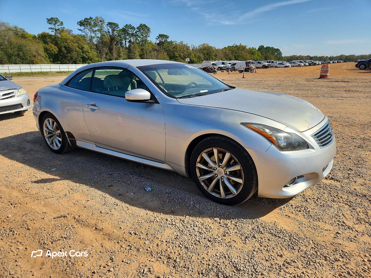Infiniti G 2013