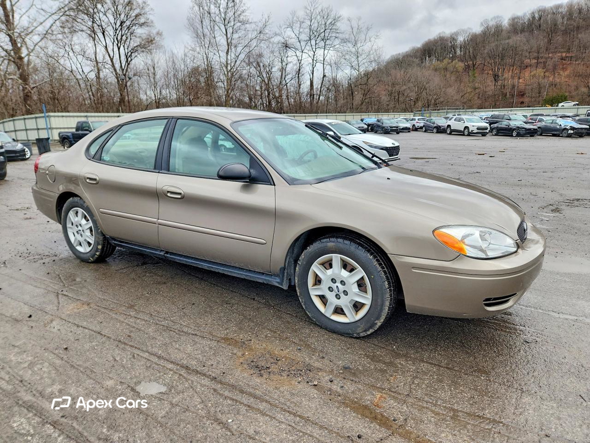 Ford Taurus 2005