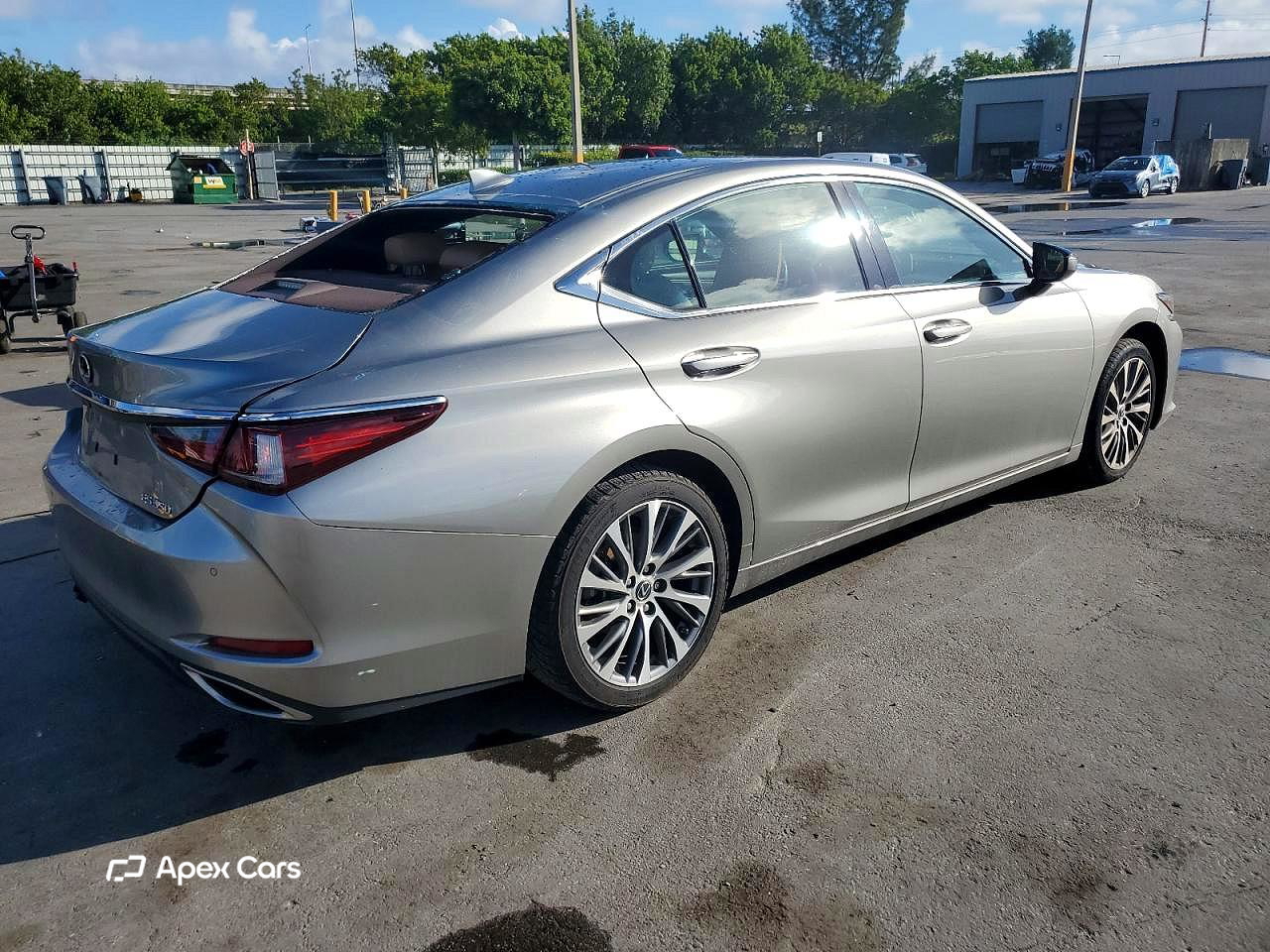 Lexus ES 2019