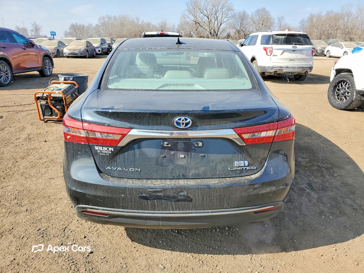 Toyota Avalon 2016