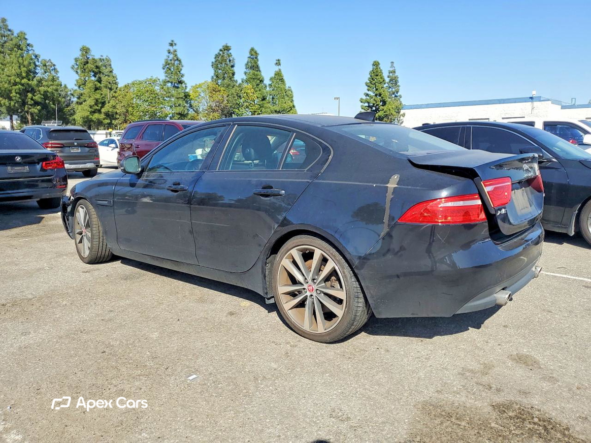 Jaguar XE 2018