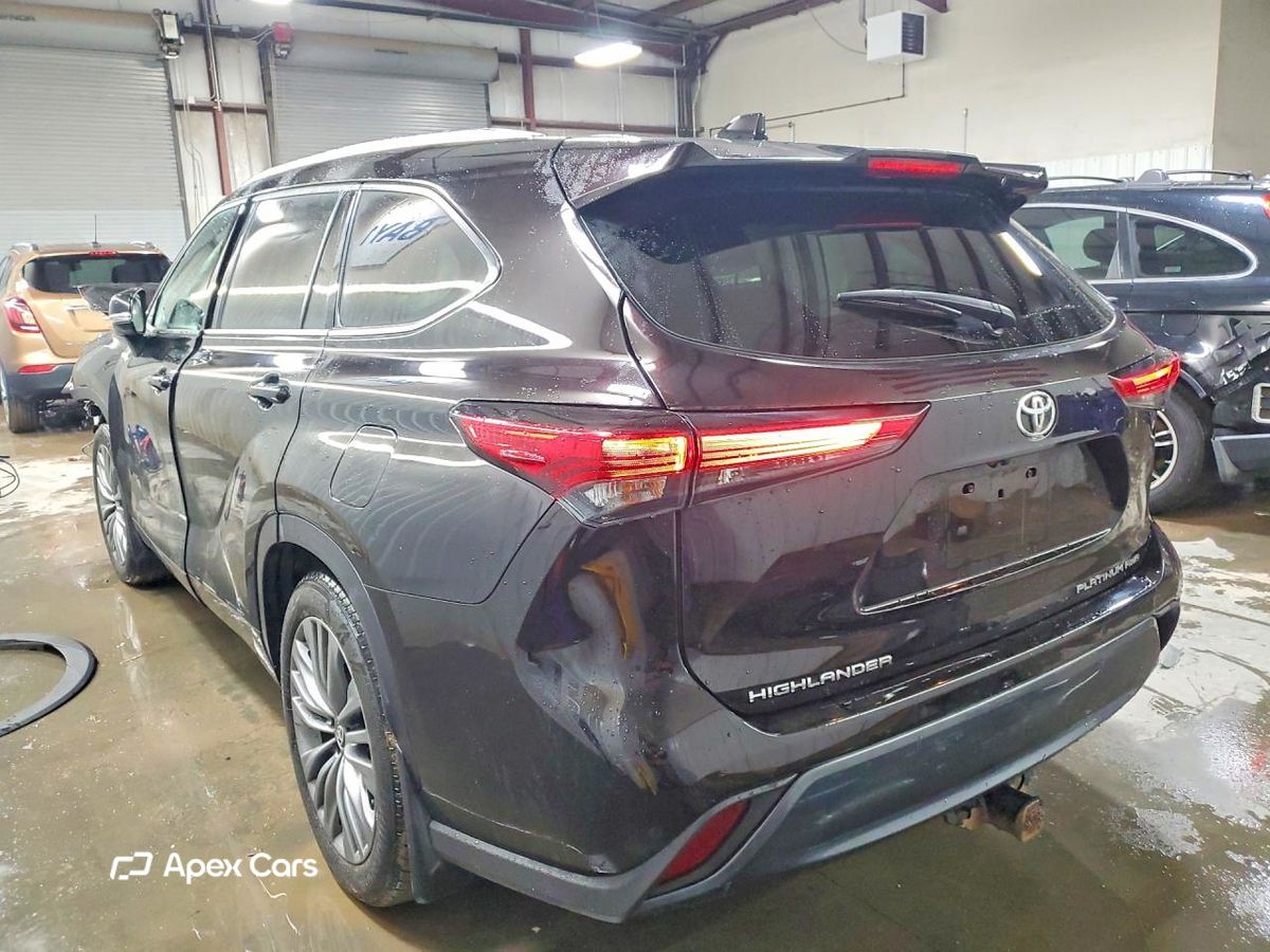 Toyota Highlander 2021