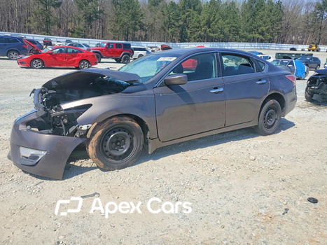 Nissan Altima 2015 - Image 1 of 14