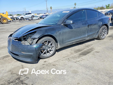 Tesla Model 3 2021 - Image 1 of 14