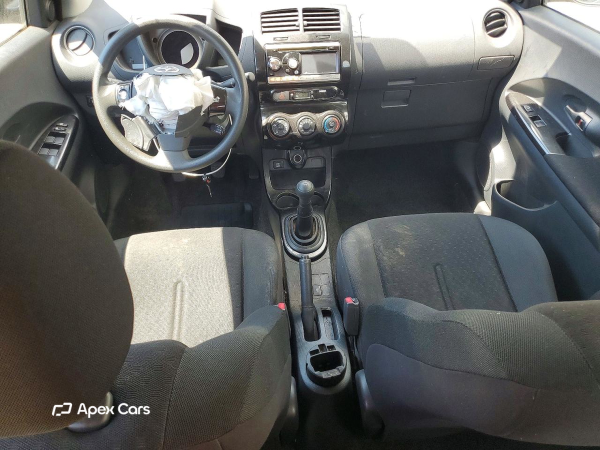 Scion xD 2010