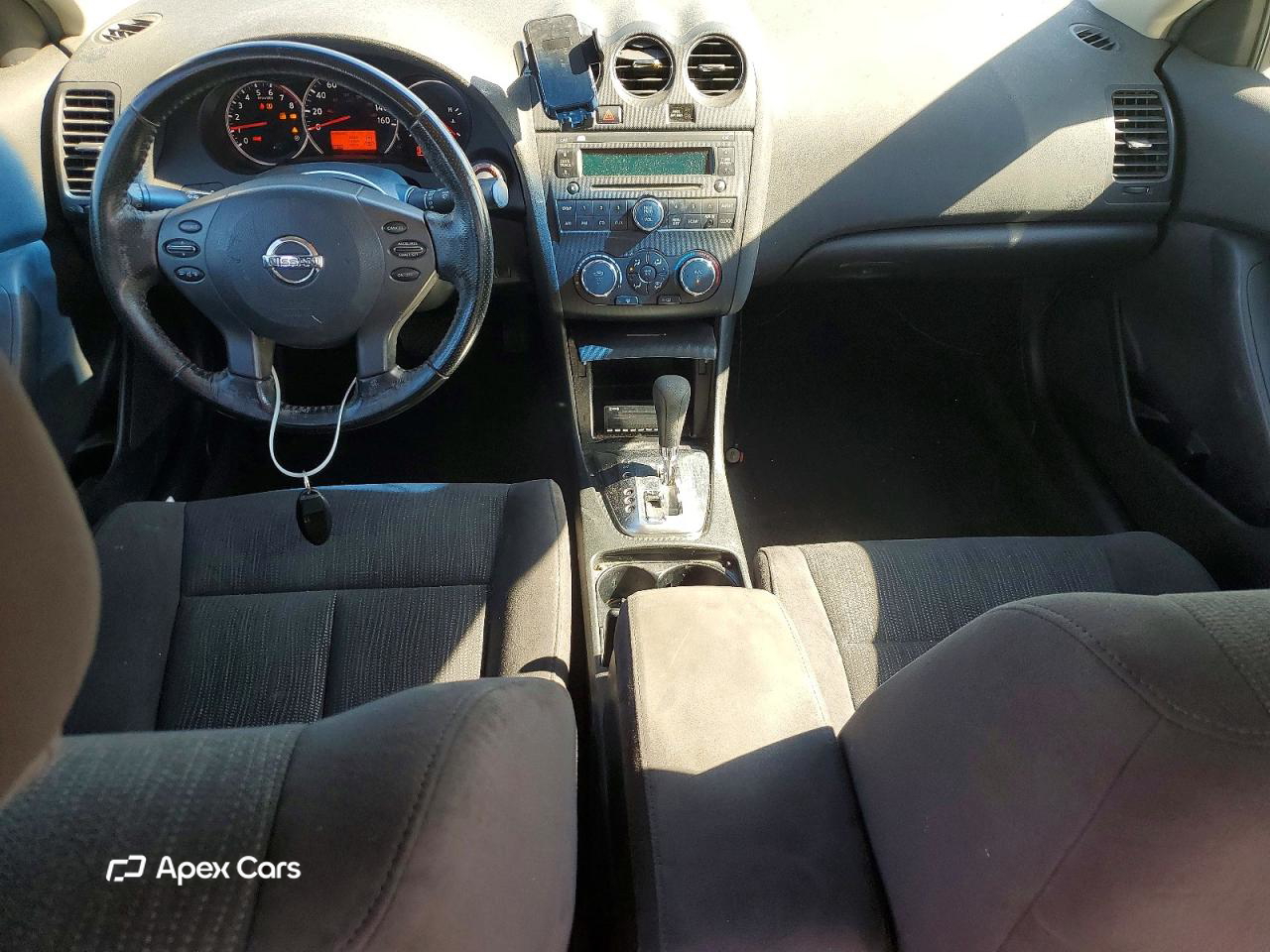 Nissan Altima 2010