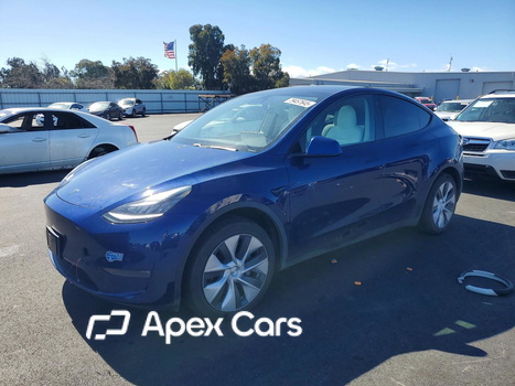 Tesla Model Y 2020 - Image 1 of 13