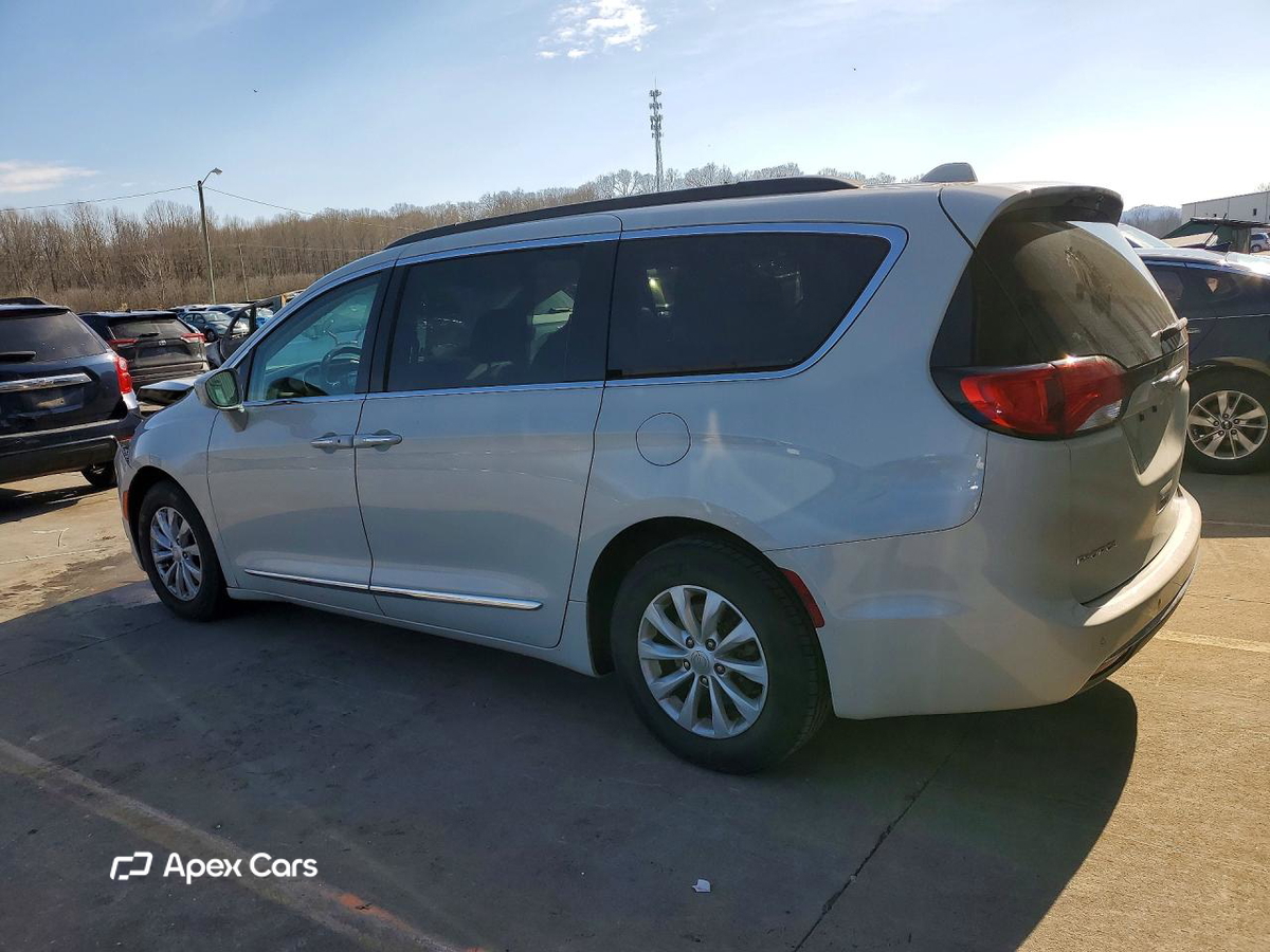 Chrysler Pacifica 2017