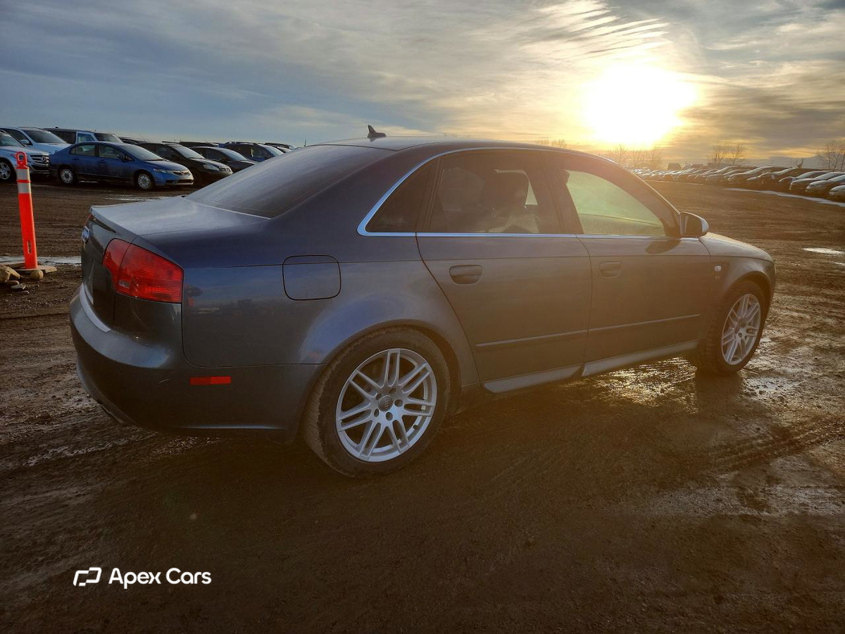 Audi RS4 2008