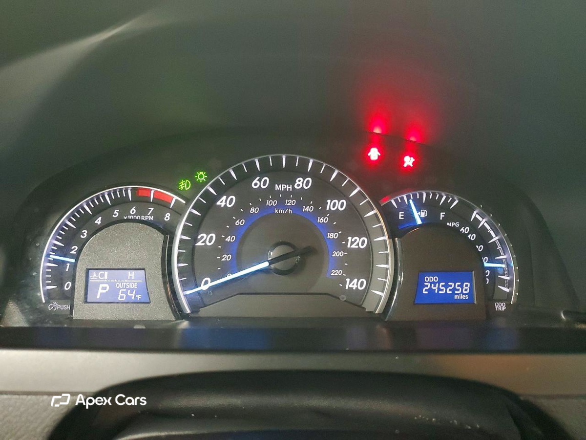 Toyota Camry 2012