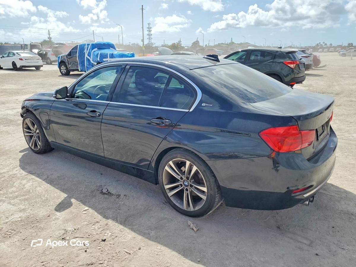 BMW Series 3 2017