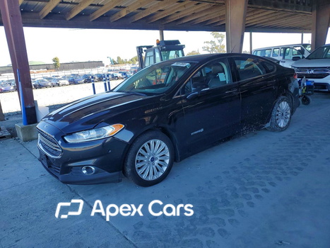 Ford Fusion 2015 - Image 1 of 5