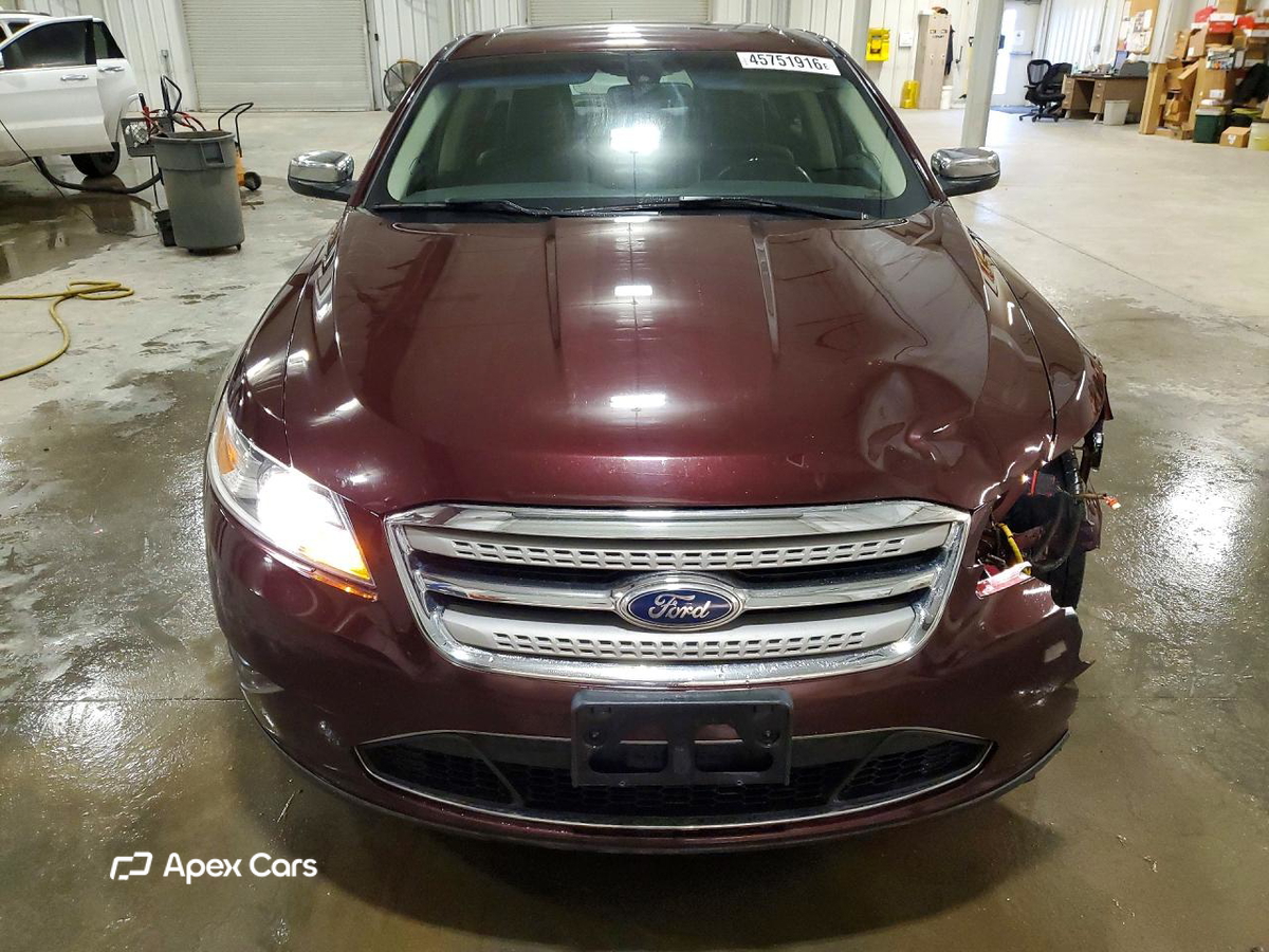 Ford Taurus 2011