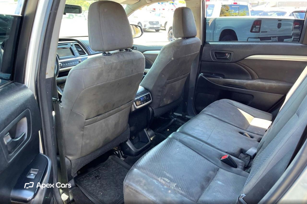 Toyota Highlander 2016