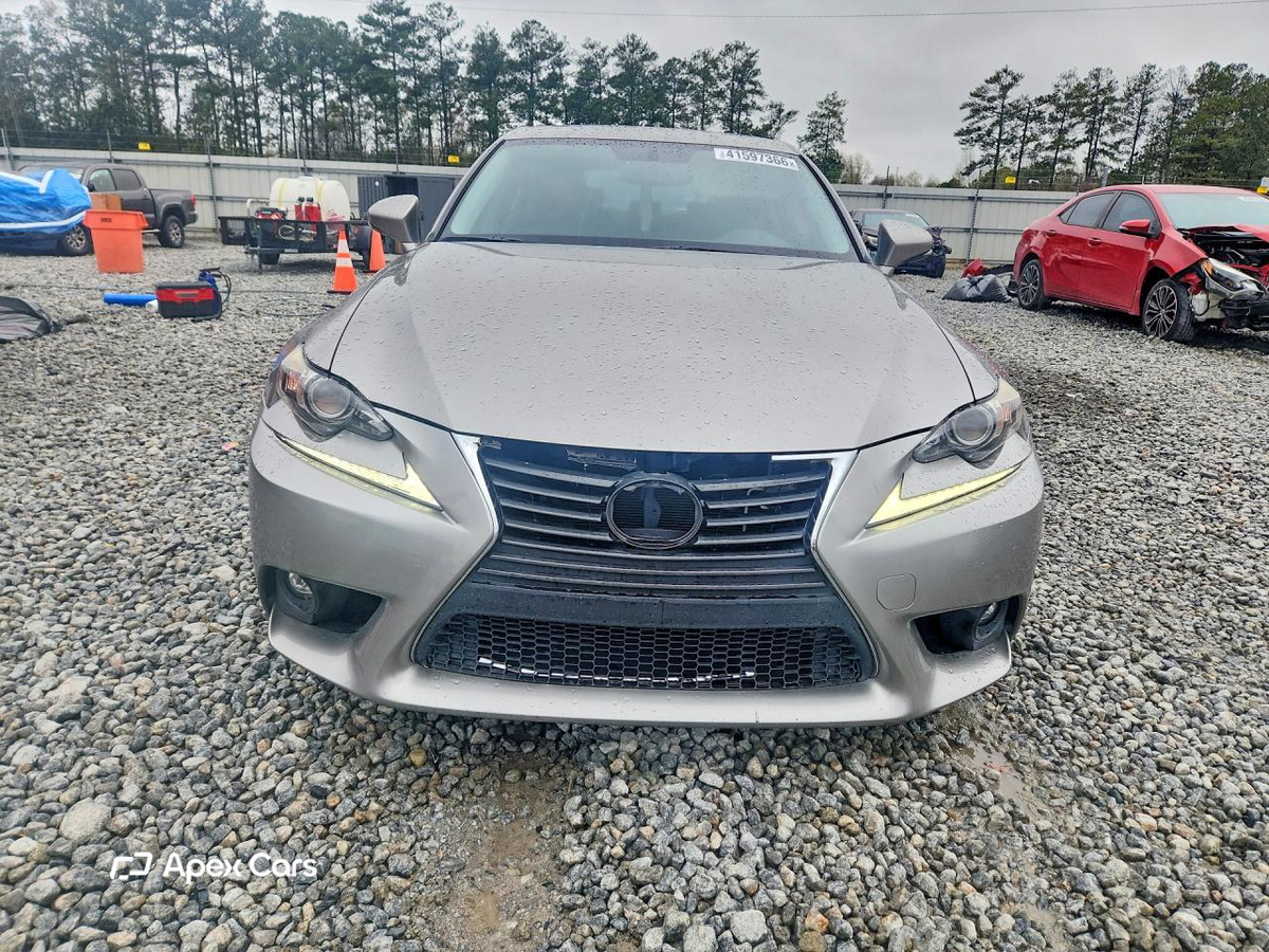 Lexus IS 2015
