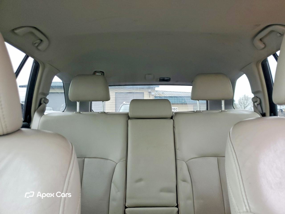 Subaru Outback 2014