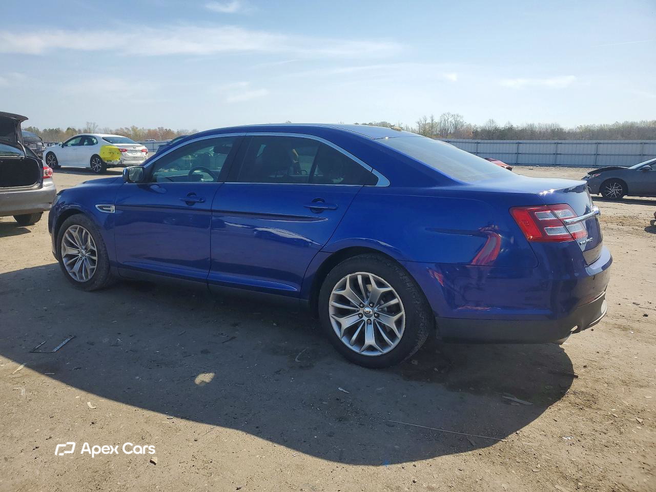 Ford Taurus 2014
